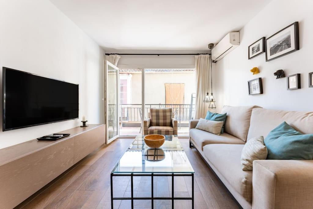 Super Central Malaga Flat With Terrace And Free Parking Exterior foto