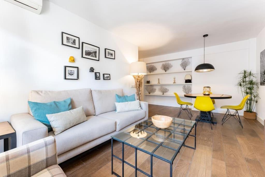 Super Central Malaga Flat With Terrace And Free Parking Exterior foto
